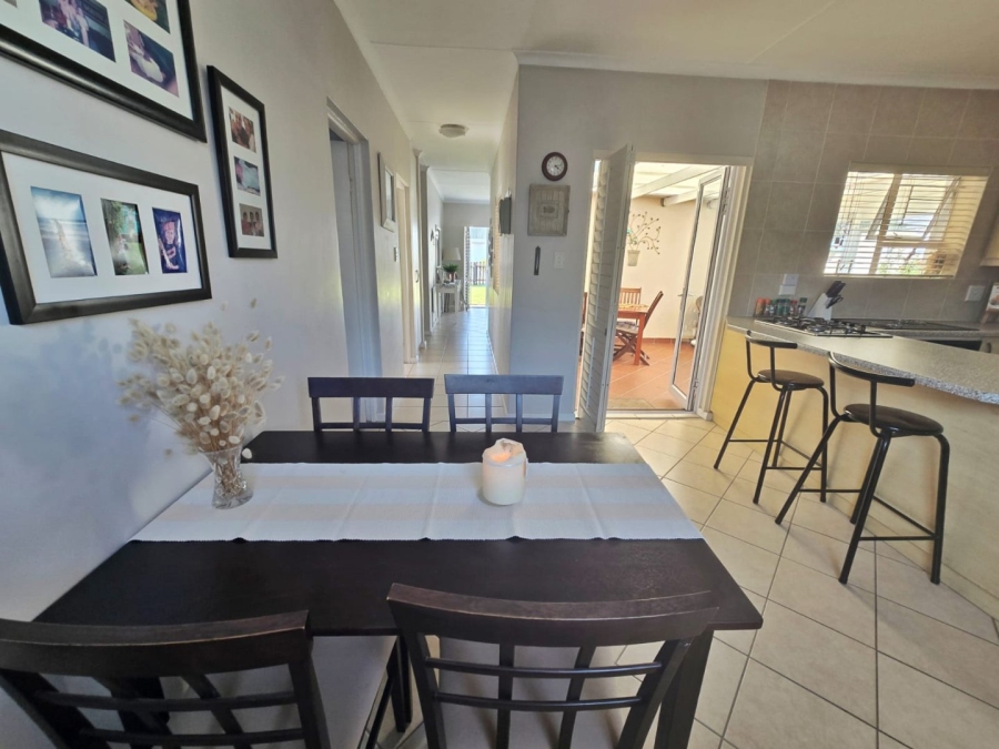 2 Bedroom Property for Sale in Montage Western Cape